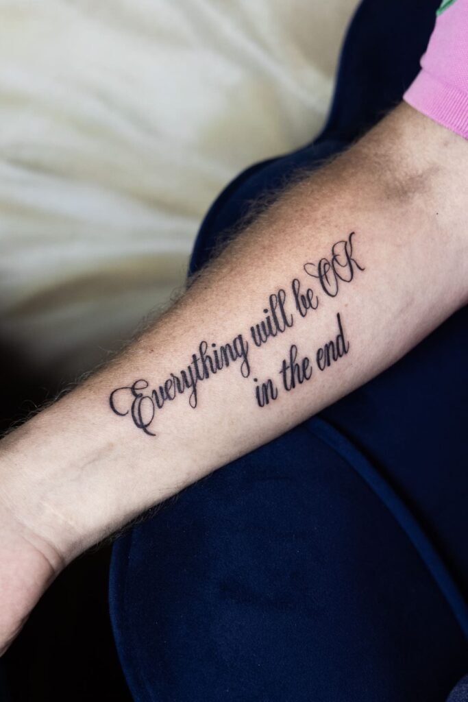 Tatuaje de línea fina en Valencia — Museum Tattoo & Art