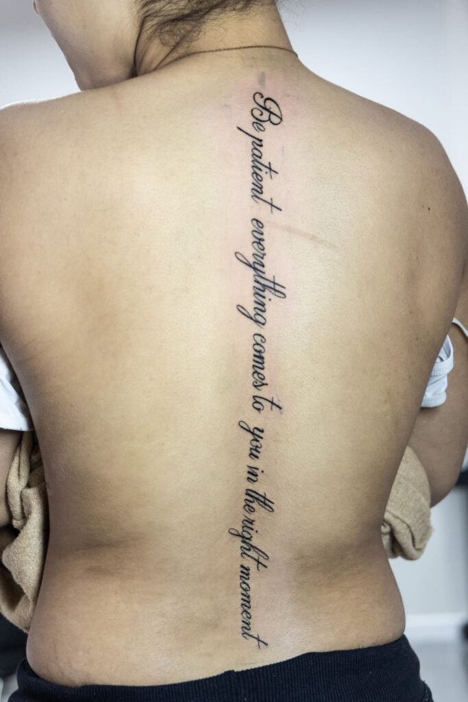 Tatuaje fine line realizado en Museum Tattoo, estudio de tatuajes en Valencia