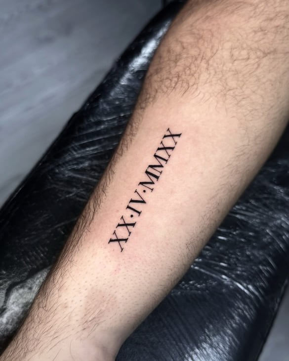 Tatuajes de sol y luna: significado e ideas (minimalista, fine line y para pareja)