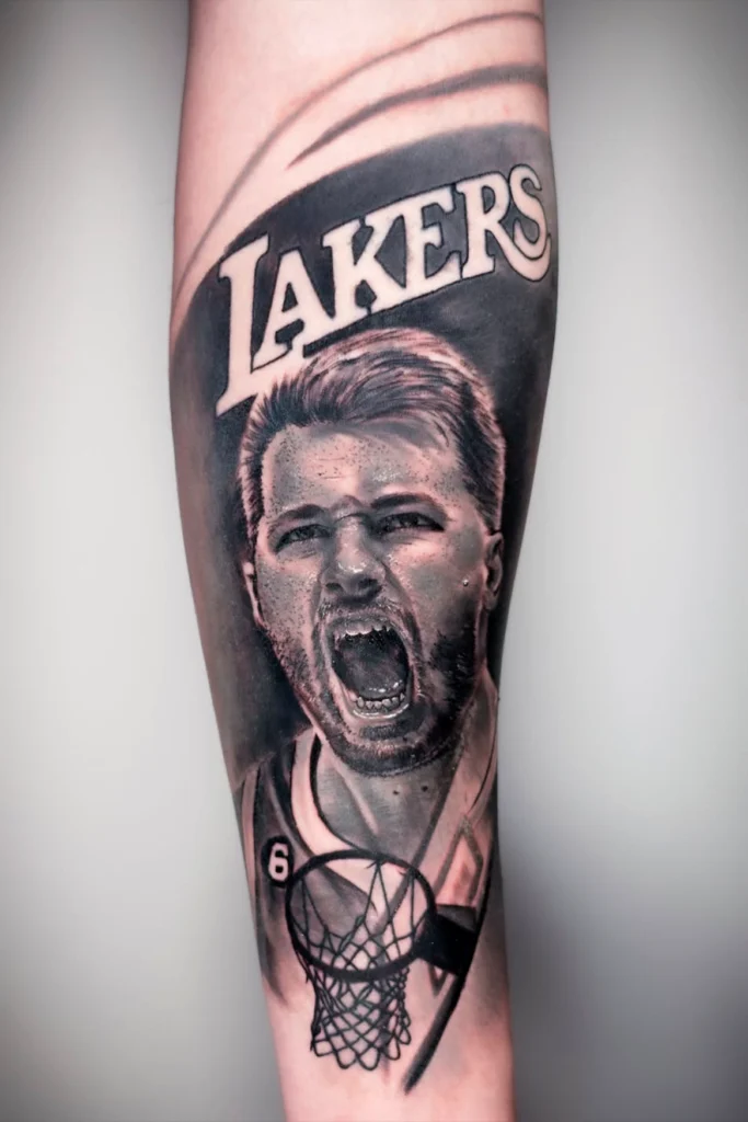 Tatuaje estilo realismo en Valencia — Museum Tattoo & Art