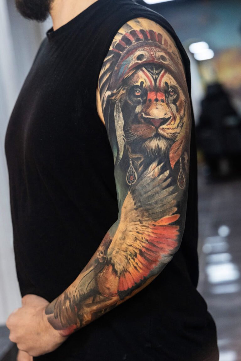 Tatuaje con color en Valencia — Museum Tattoo & Art