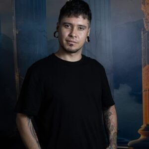 Nelson, tatuador de neotradicional y cover up en Museum Tattoo Valencia
