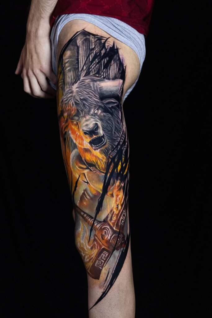 Pieza de pierna en color y neo tribal por Jesús